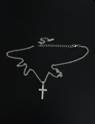 Zircon Luxury Cross Pendant Necklace