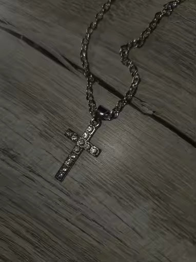Zircon Luxury Cross Pendant Necklace
